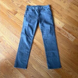 Men’s AE AirFlex+ Slim Straight Jean Grey